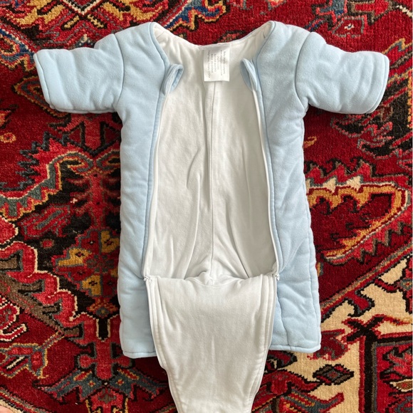 Merlins Magic Suit Small - Picture 3 of 4